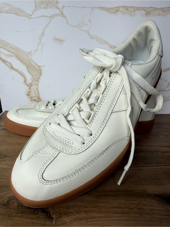Diadora Other - Diadora White Leather Sneakers with Gum Sole